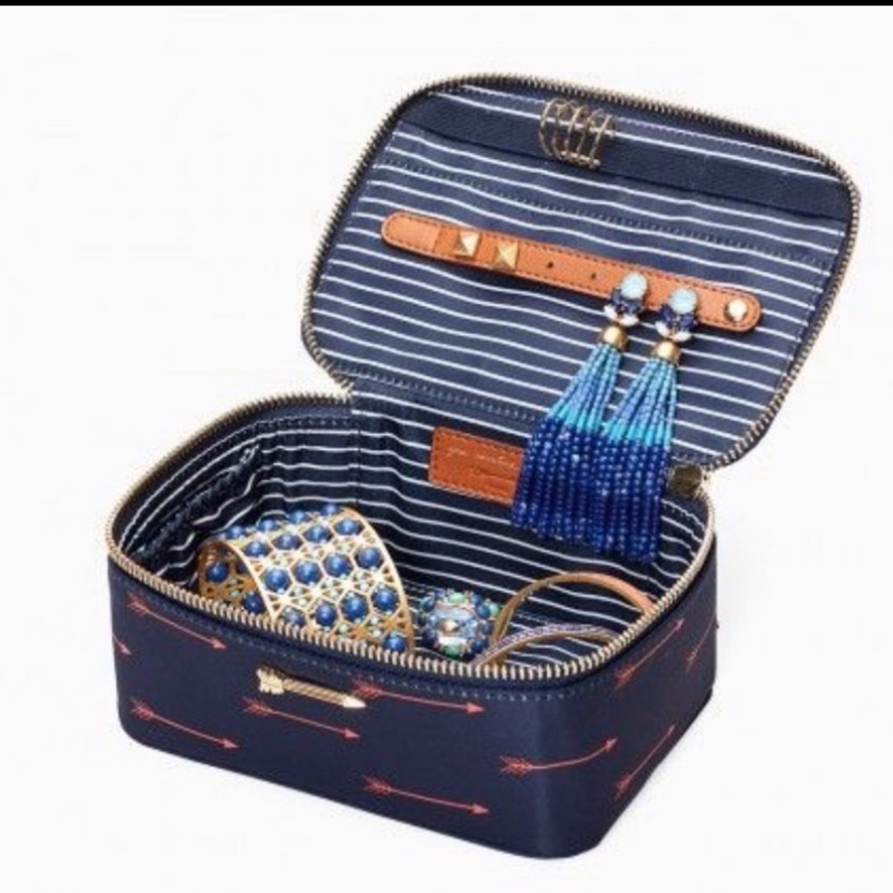 💥2/$33💥 Stella & Dot Arrow Print Jewlery Travel Bag